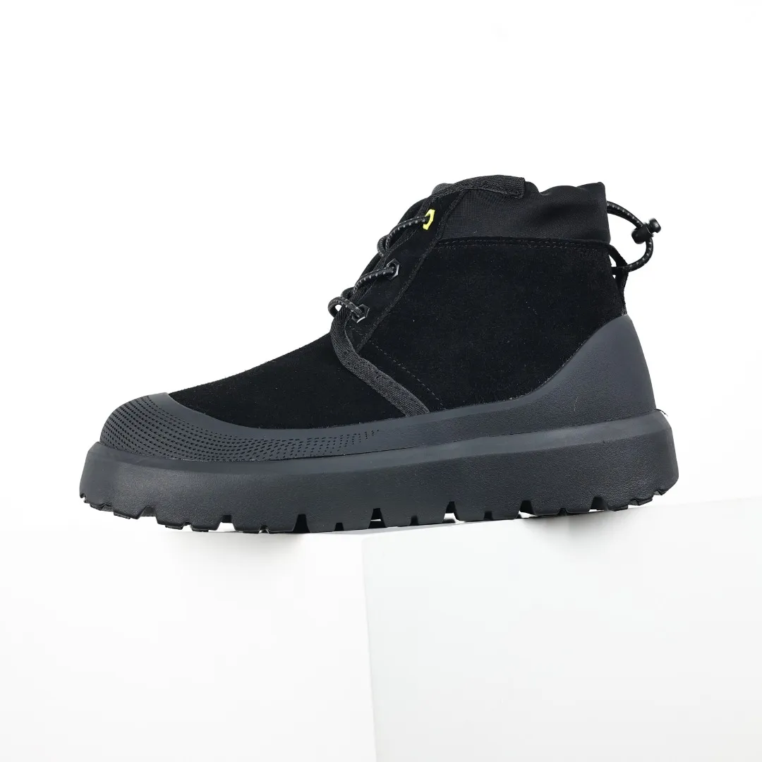 Pick up locally 💰660 Core recommendation Good price It is a very suitable choice for keeping warm in winter and at home. In the new year, uug launched a series of styles, which are partial to the preferences of young consumers and have also moved to the forefront of fashion trends. Shoe body material Water-repellent coated suede upper 17mm UGGPURE™ implantable wool insole Lightweight non-slip comfortable rubber outsole With brand LOGO trademark Comes with a full set of packaging Size: 35 36 37 38 39 40 41 42 43 44 45